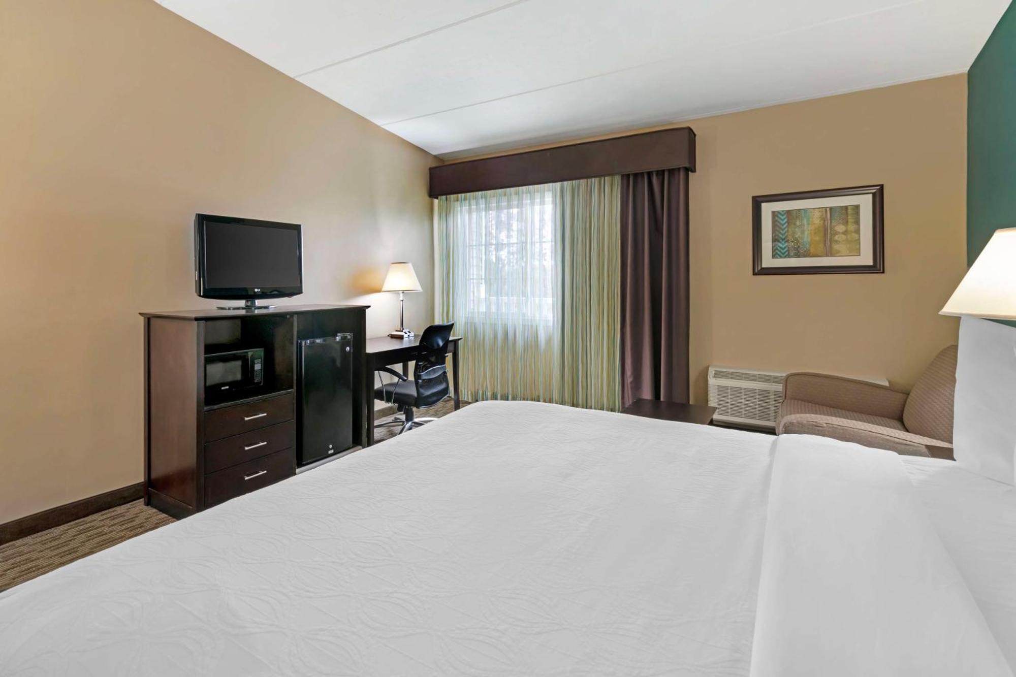 Best Western Plus Plattsburgh Eksteriør billede