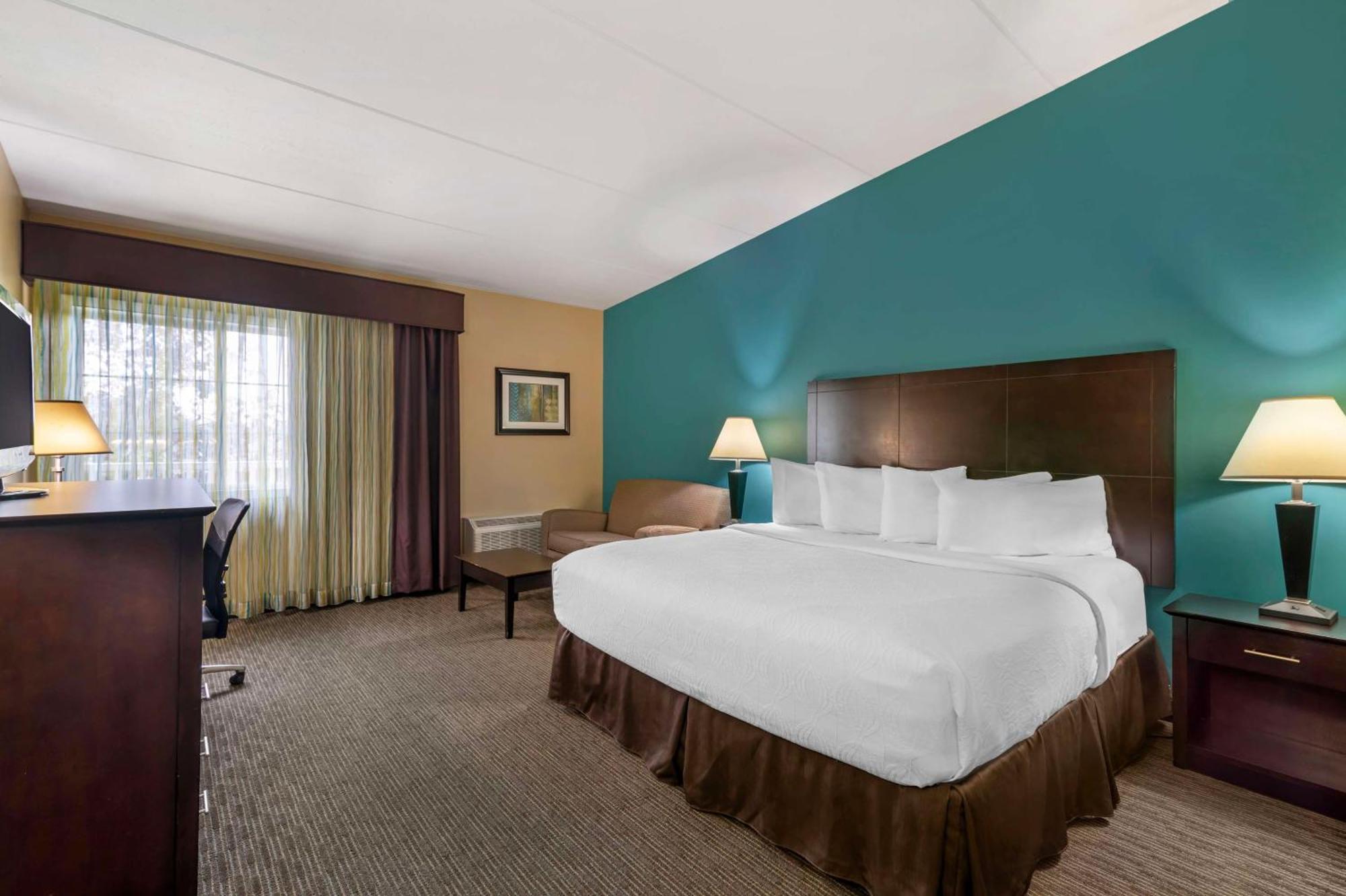 Best Western Plus Plattsburgh Eksteriør billede