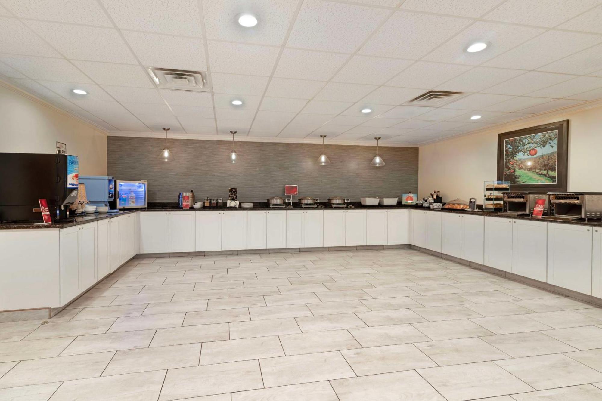 Best Western Plus Plattsburgh Eksteriør billede