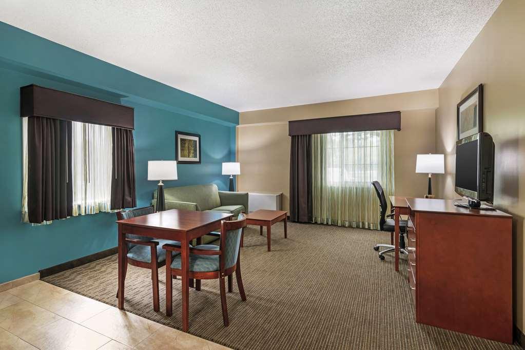 Best Western Plus Plattsburgh Værelse billede