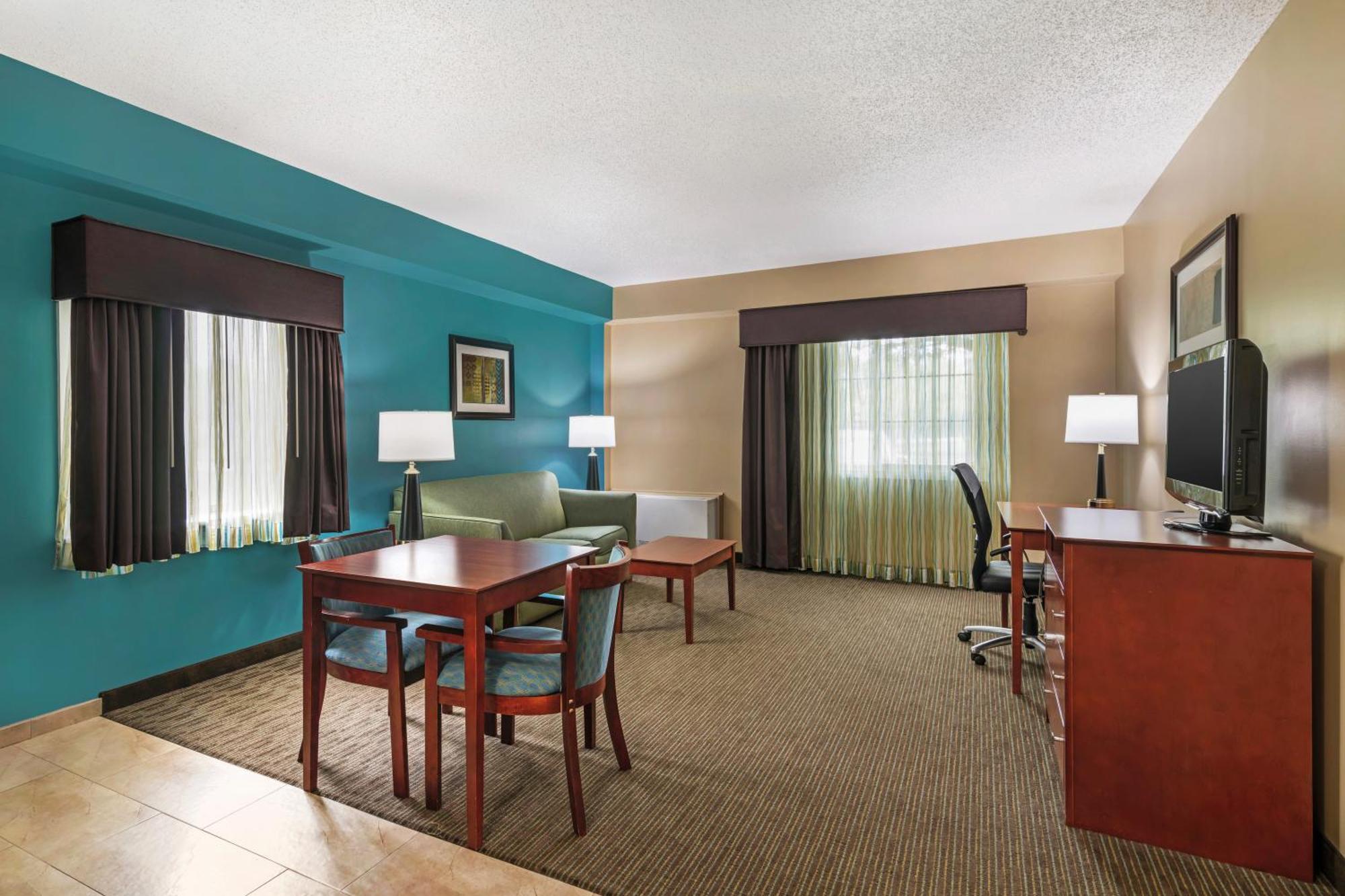 Best Western Plus Plattsburgh Eksteriør billede
